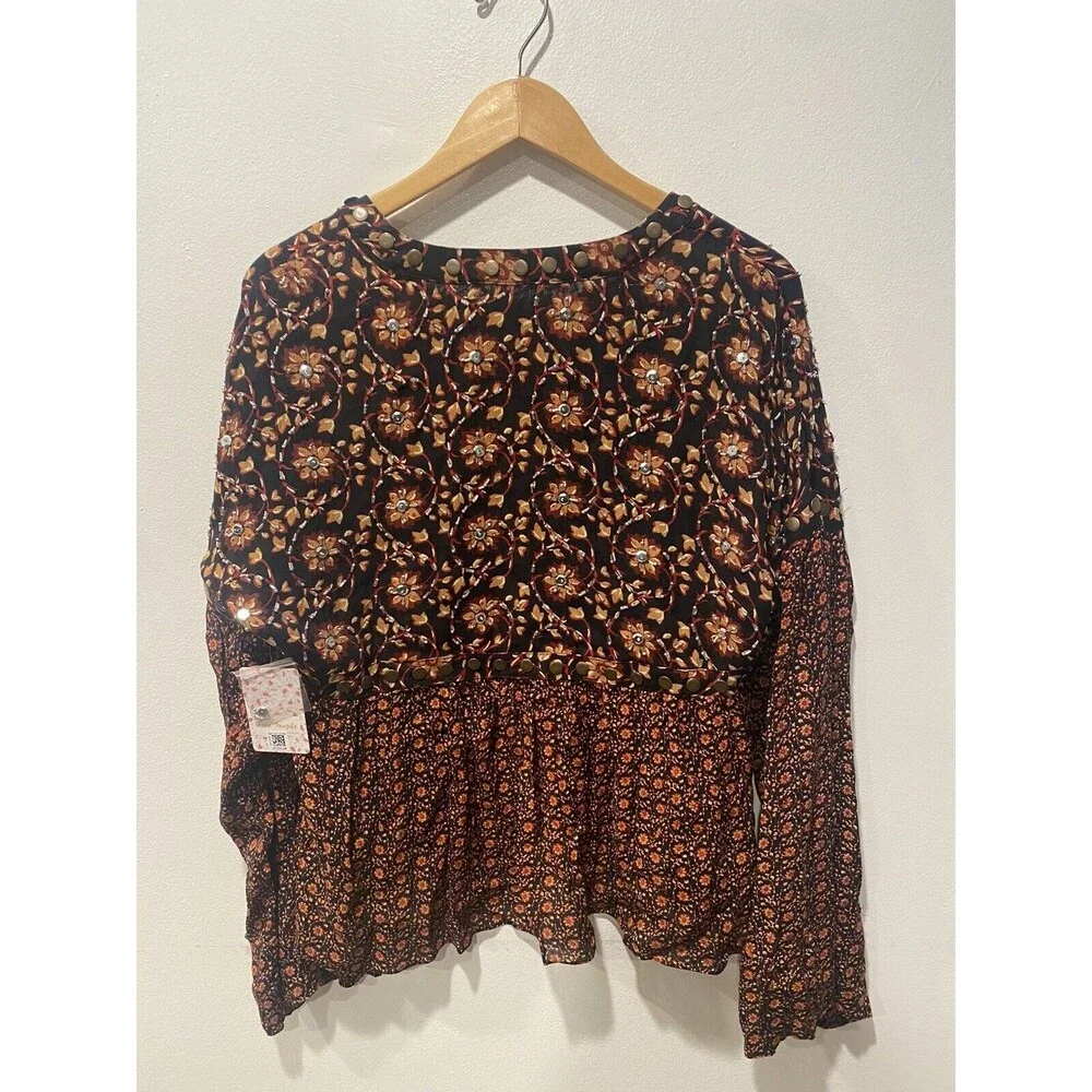 Free People Women's Malia Embellished Floral Babydoll Top Black Combo medium